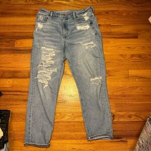 American Eagle distressed jeans